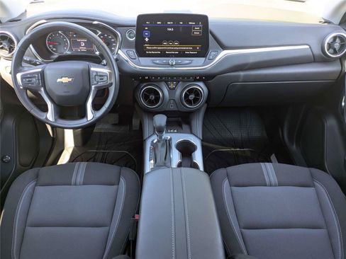 Used 2024 Chevrolet Blazer LT w/ Convenience Package FWD image 18