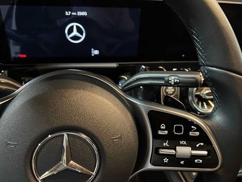 Certified 2021 Mercedes-Benz GLA 250 4MATIC image 28