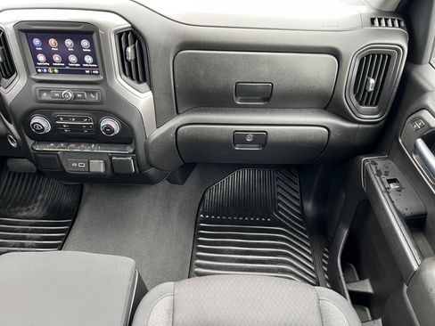 Used 2022 Chevrolet Silverado 1500 Custom image 32