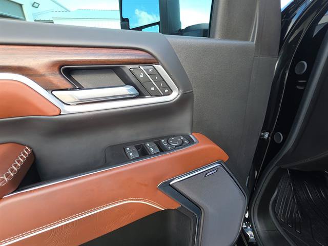 Used 2025 GMC Sierra 2500 Denali Ultimate AWD/4WD image 23