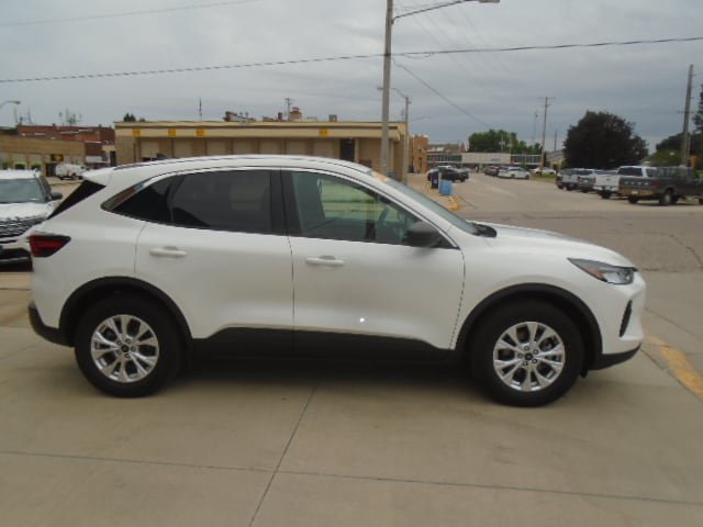 Used 2023 Ford Escape Active AWD/4WD image 11
