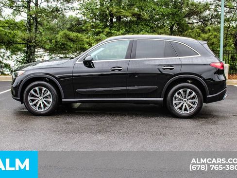 Used 2023 Mercedes-Benz GLC 300 image 6