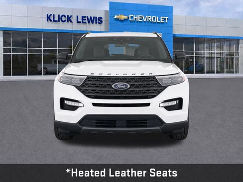 Used 2021 Ford Explorer XLT w/ Equipment Group 202A AWD/4WD image 2