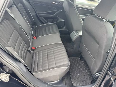 Certified 2022 Volkswagen Jetta Sport image 32