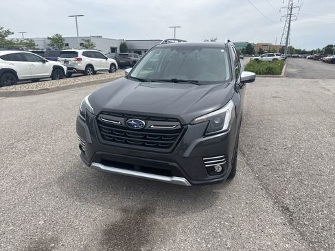Certified 2022 Subaru Forester Touring w/ Popular Package #2 AWD/4WD image 4