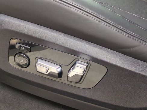 New 2026 BMW X5 M Competition w/ Executive Package AWD/4WD image 17