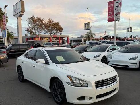Used 2012 Nissan Maxima 3.5 S w/ Limited Edition Pkg image 3