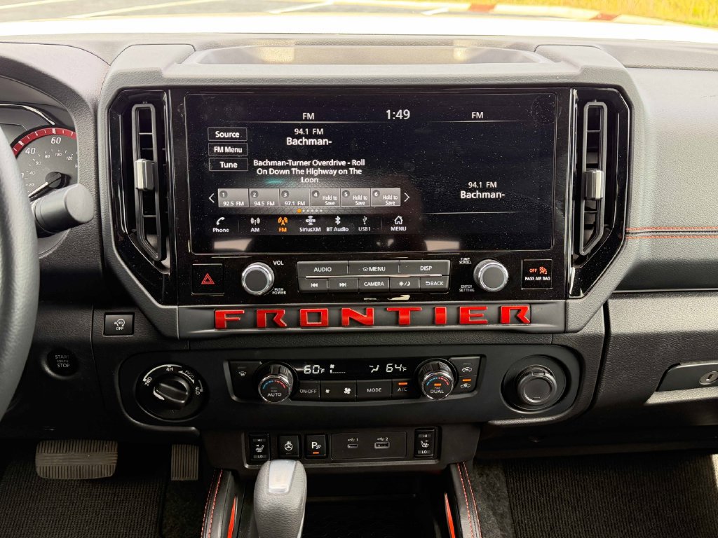 Used 2026 Nissan Frontier PRO-4X AWD/4WD image 31