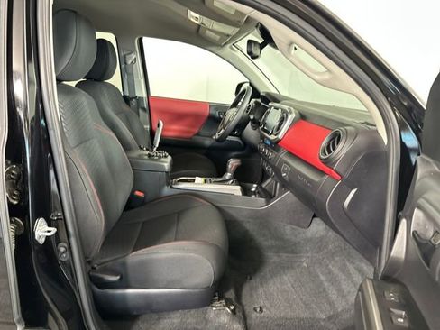 Used 2023 Toyota Tacoma SR5 image 28