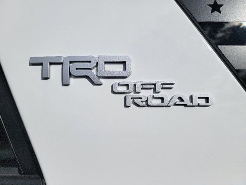 Used 2021 Toyota 4Runner TRD Off-Road image 7