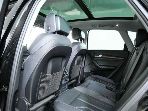 Used 2024 Audi Q5 2.0T Premium Plus w/ Premium Plus Package image 14