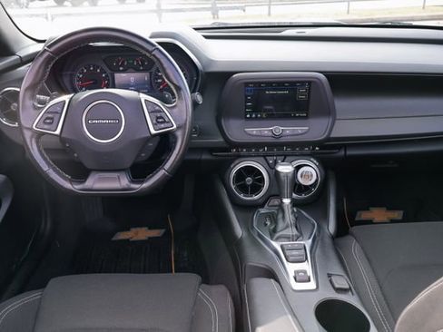Used 2019 Chevrolet Camaro LT image 8