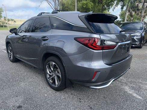 Used 2018 Lexus RX 350L Luxury w/ Accessory Package image 3