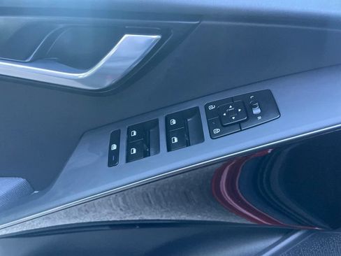 Certified 2023 Kia Niro Wind w/ Wind Preserve Package FWD image 9