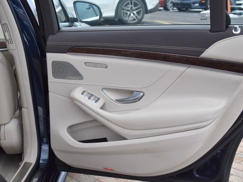 Used 2019 Mercedes-Benz S 560 4MATIC Sedan image 46