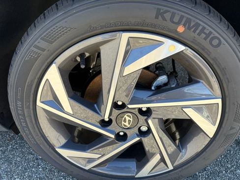 New 2026 Hyundai Elantra Sport image 6