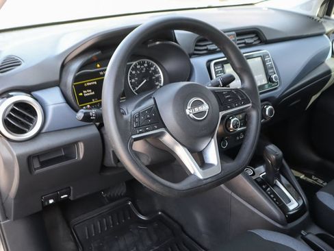 Used 2025 Nissan Versa SV w/ Trunk Package FWD image 17