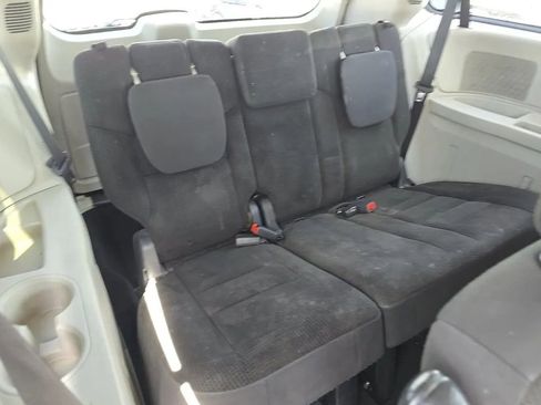 Used 2018 Dodge Grand Caravan SE w/ UConnect Hands-Free Group FWD image 13