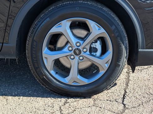 Certified 2025 Ford Escape ST-Line image 7