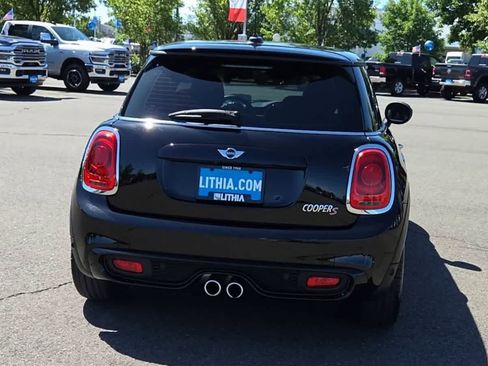 Used 2017 MINI Cooper S FWD image 7