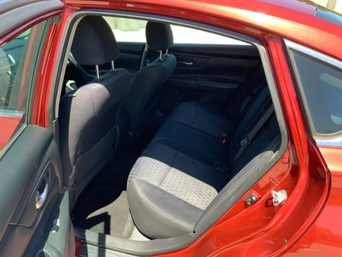 Used 2016 Nissan Altima 2.5 S w/ Power Driver Seat Package FWD image 17