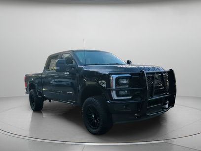 Used 2025 Ford F250 Lariat w/ Black Appearance Package