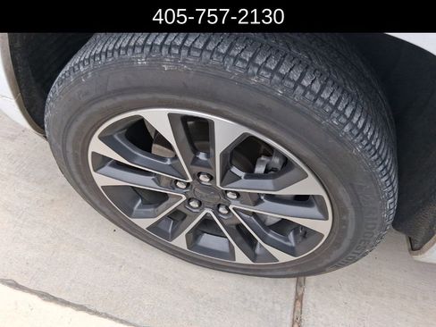 Used 2023 Jeep Grand Cherokee Overland w/ Adv Protech Group III image 11