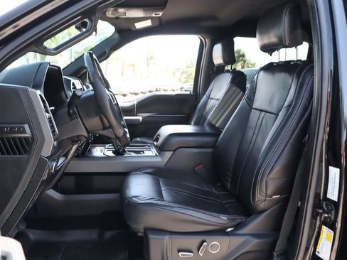 Used 2018 Ford F150 XLT w/ Equipment Group 302A Luxury AWD/4WD image 18