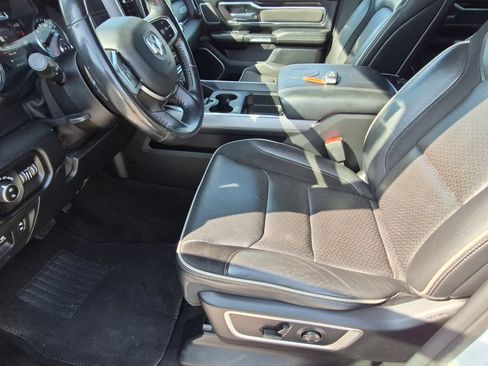 Used 2021 RAM 1500 Laramie AWD/4WD image 15