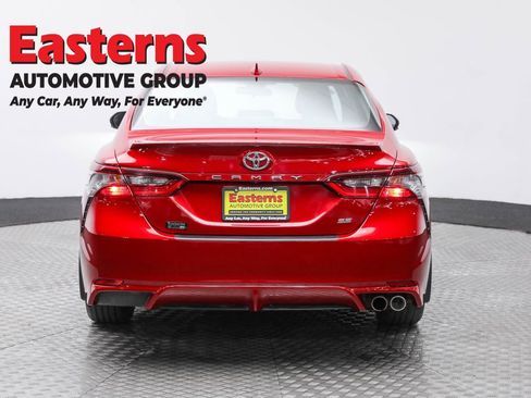 Used 2023 Toyota Camry SE w/ Cold Weather Package image 6