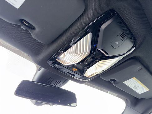 Used 2019 BMW X5 xDrive40i w/ Convenience Package image 14