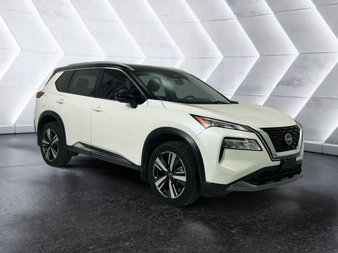 Used 2023 Nissan Rogue SL AWD/4WD image 1