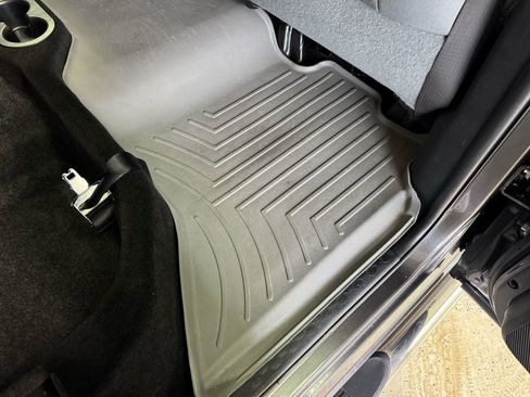 Used 2016 RAM 2500 Tradesman w/ Chrome Appearance Group image 23