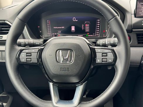 Certified 2026 Honda Pilot Touring image 14