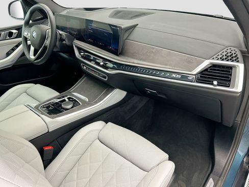 Certified 2026 BMW X5 xDrive40i w/ Climate Comfort Package image 16