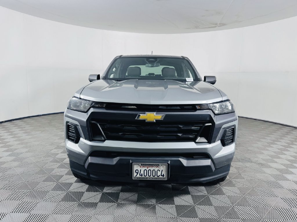 Used 2024 Chevrolet Colorado LT RWD image 4
