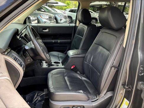 Used 2017 Ford Flex SEL w/ Equipment Group 202A image 9