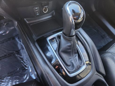 Used 2018 Nissan Rogue Sport SL w/ SL Premium Package image 27