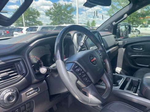 Used 2020 Nissan Titan PRO-4X w/ Pro-4x Utility Package AWD/4WD image 8