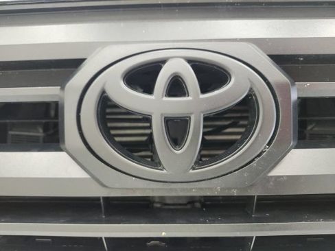 Certified 2026 Toyota Tacoma SR5 AWD/4WD image 10