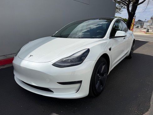 Used 2023 Tesla Model 3 Standard Range RWD image 1