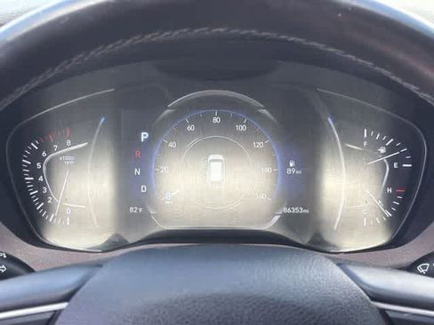 Used 2020 Hyundai Santa Fe SEL FWD image 25