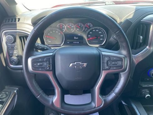 Used 2022 Chevrolet Silverado 1500 LT Trail Boss w/ Bed Protection Package AWD/4WD image 10