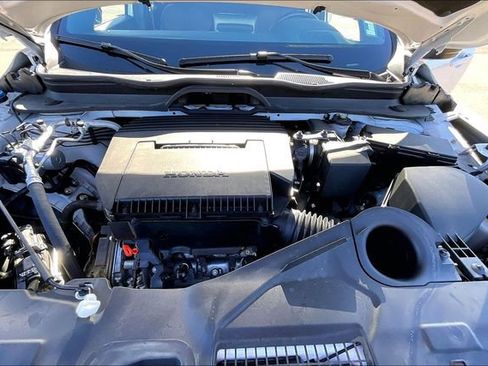 Used 2025 Honda Pilot Black Edition image 22