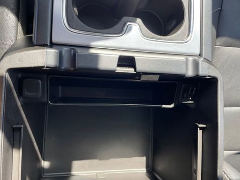 Used 2015 GMC Sierra 1500 SLT w/ SLT Preferred Package image 27