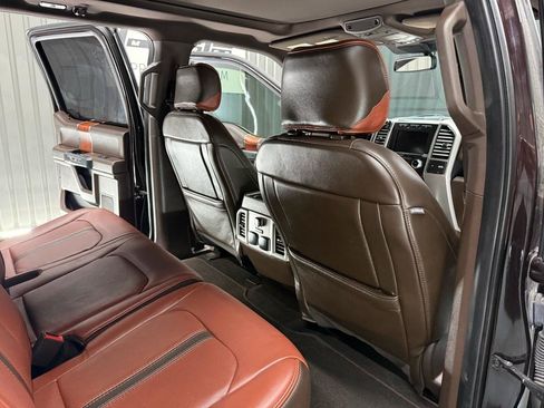 Used 2019 Ford F150 King Ranch w/ Equipment Group 601A Luxury AWD/4WD image 33