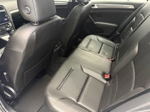 Used 2018 Volkswagen Golf Alltrack SE image 19
