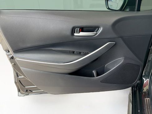 Used 2020 Toyota Corolla SE w/ Carpet Mat Package (TMS) FWD image 23