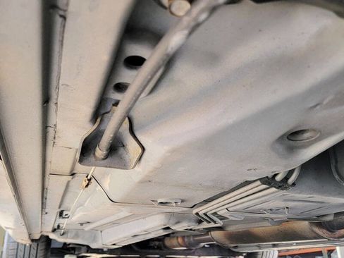 Used 2004 Buick Le Sabre Custom w/ Platinum Edition FWD image 33