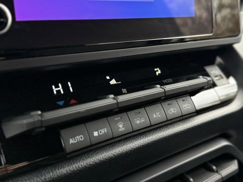 Used 2025 Toyota Tundra SR image 19